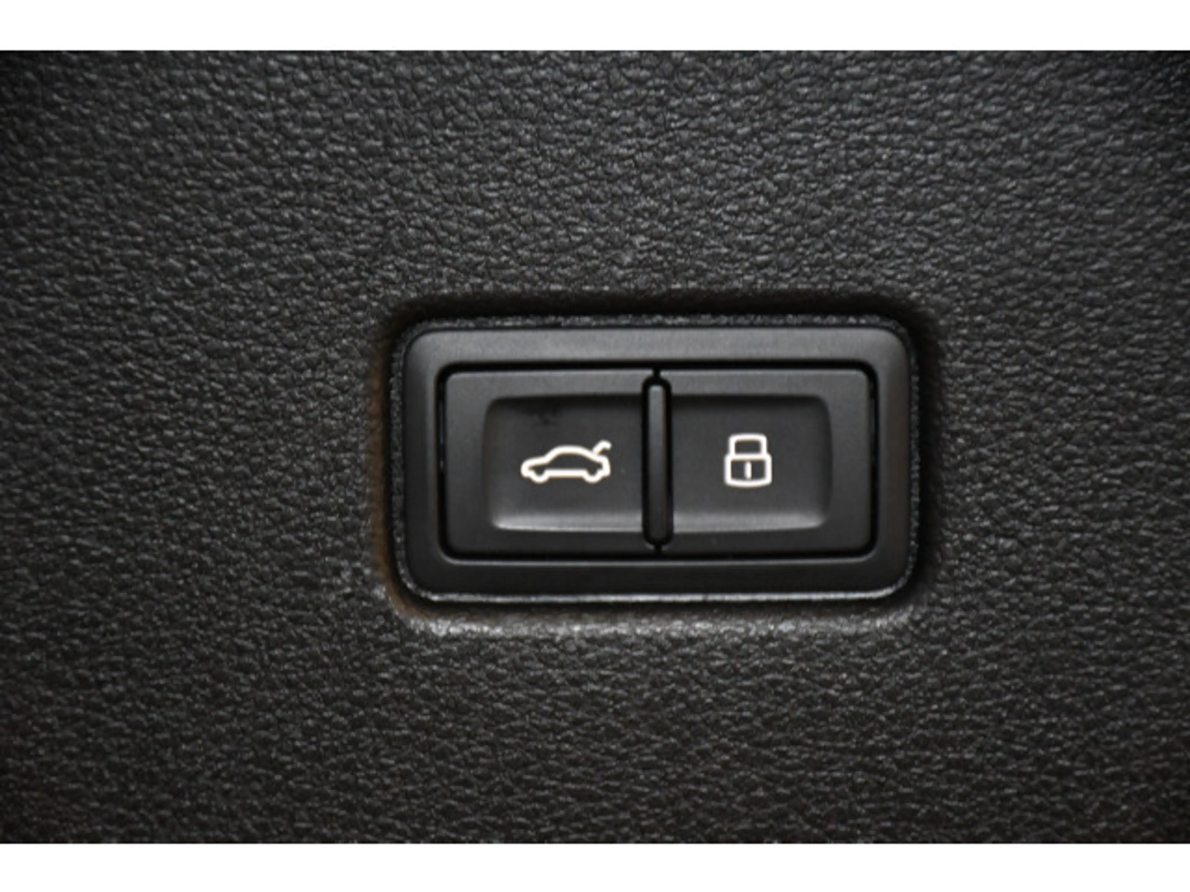 Audi Q5 40 TDI quattro S-tronic Pano/Einpar — photo 13