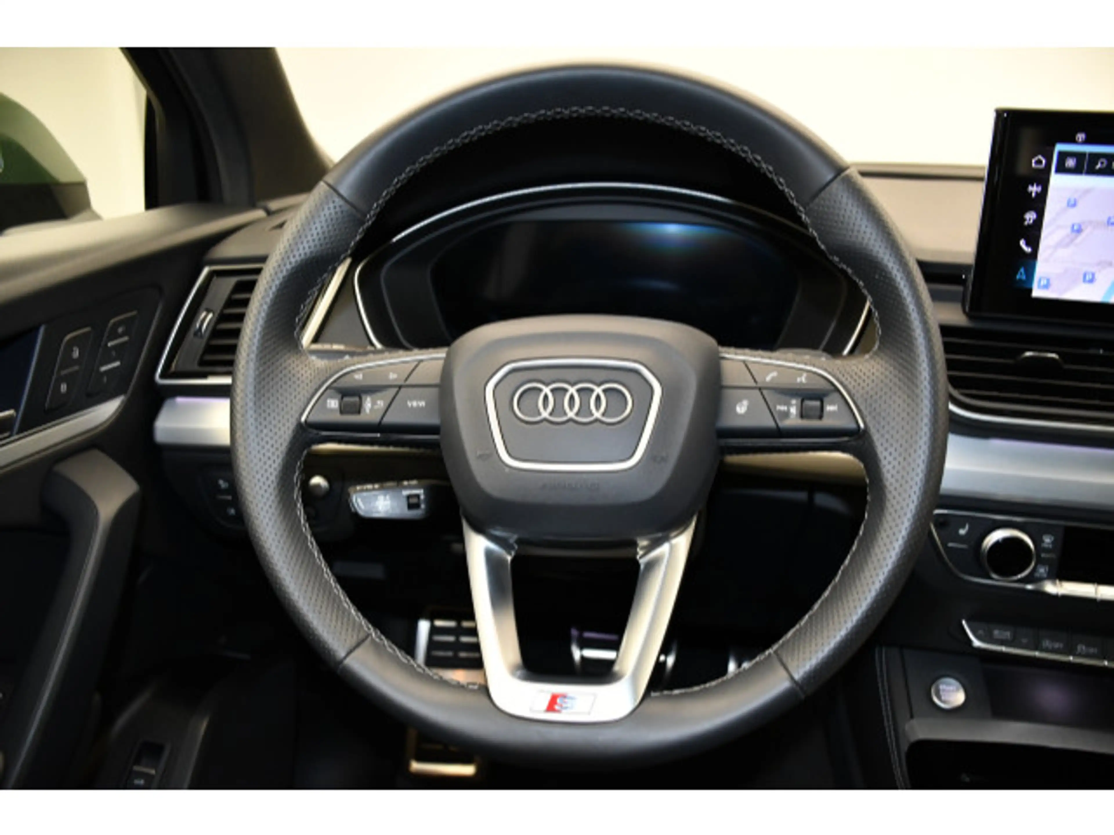 Audi Q5 40 TDI quattro S-tronic Pano/Einpar — photo 6