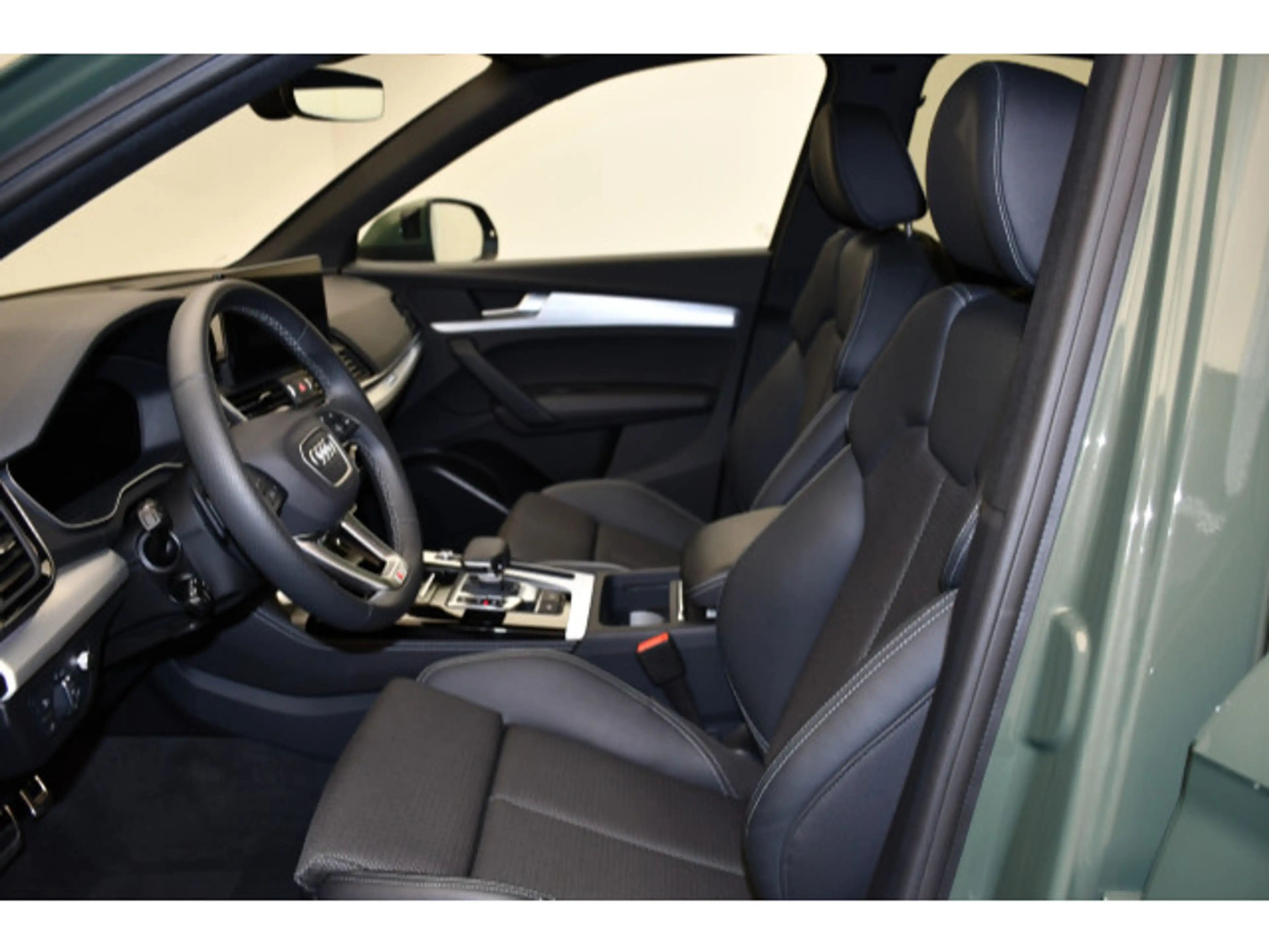 Audi Q5 40 TDI quattro S-tronic Pano/Einpar — photo 4