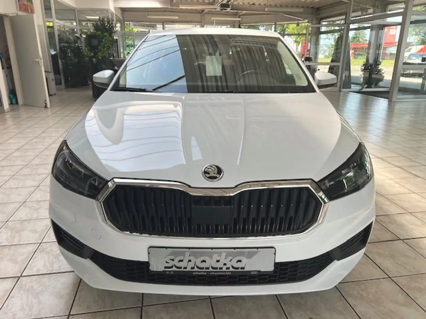 Skoda Fabia Ambition SmartLink,SHZ,Klima;PDC,Tempomat Weiß - 2