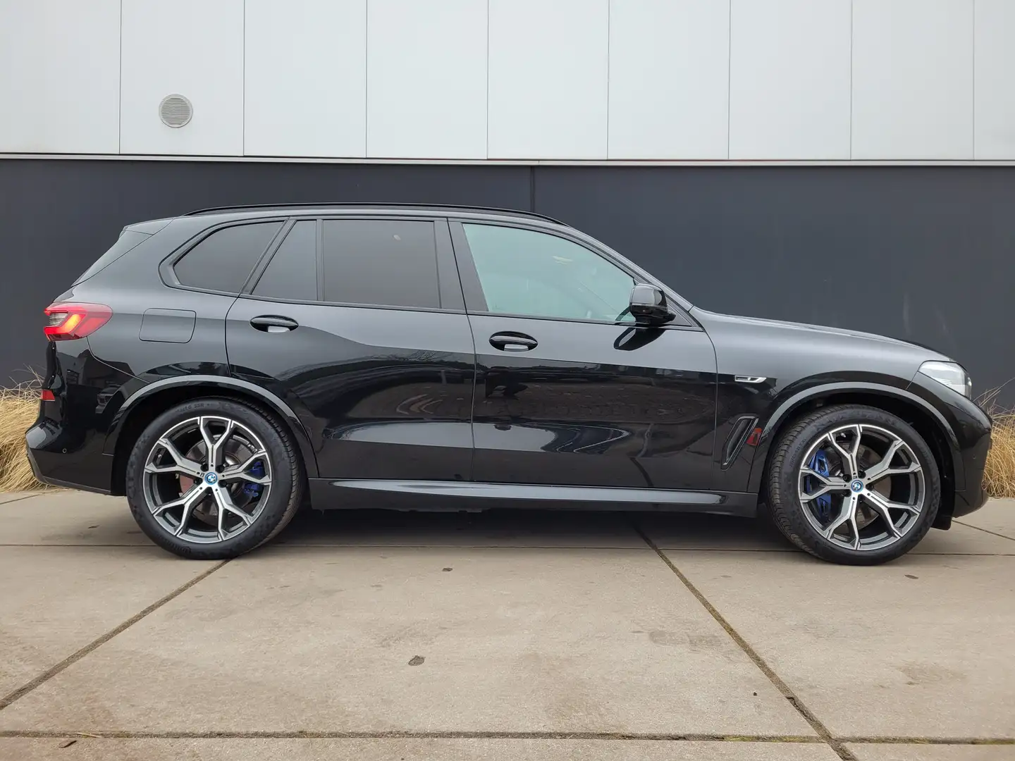 BMW X5 xDrive45e*M-PAKKET*KEYLESS*TR.HAAK*HUD*360'CAMERA Schwarz - 2