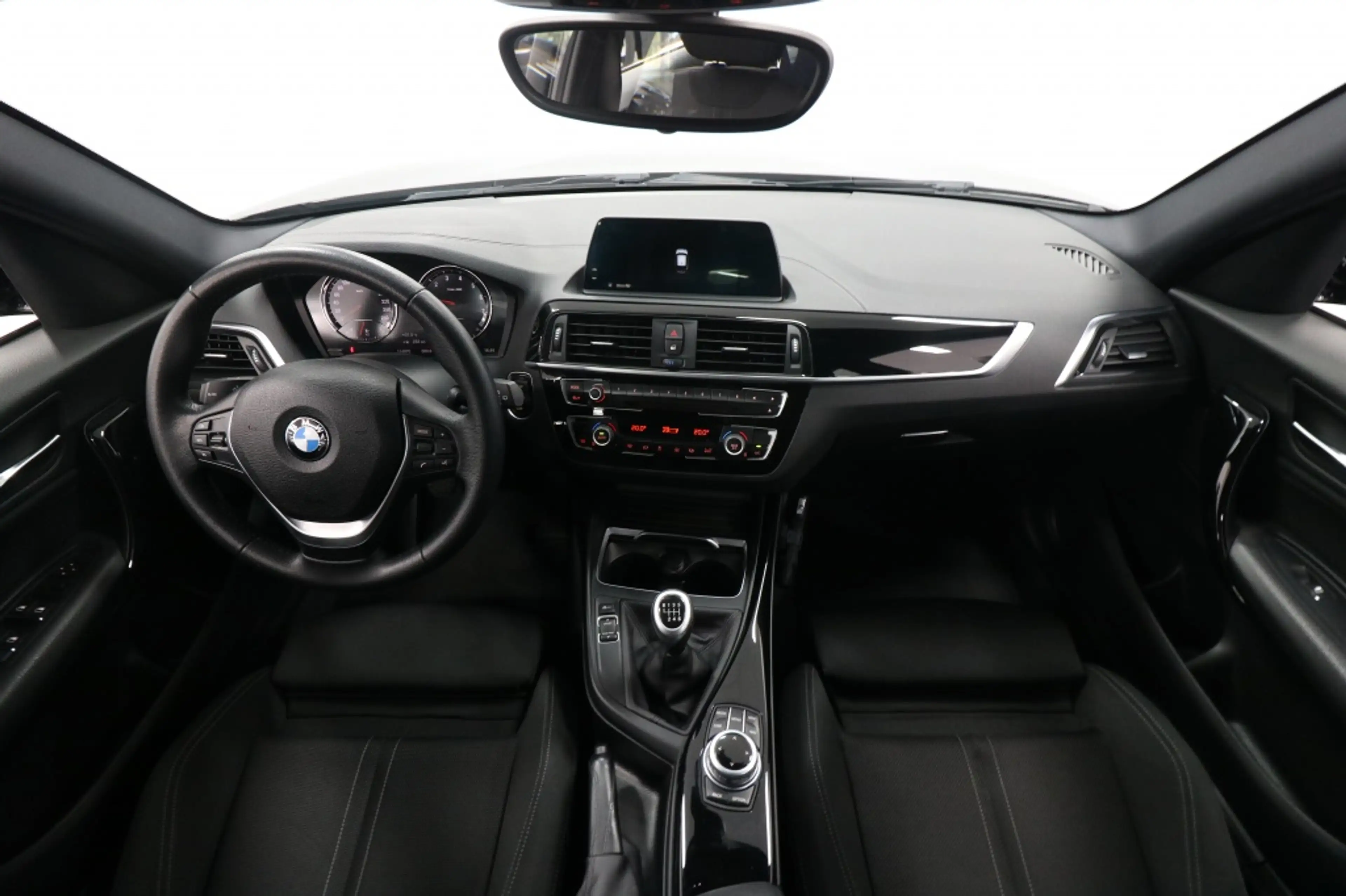 BMW 116 1-serie 116i Edition Sport Line Shadow Executive — photo 2