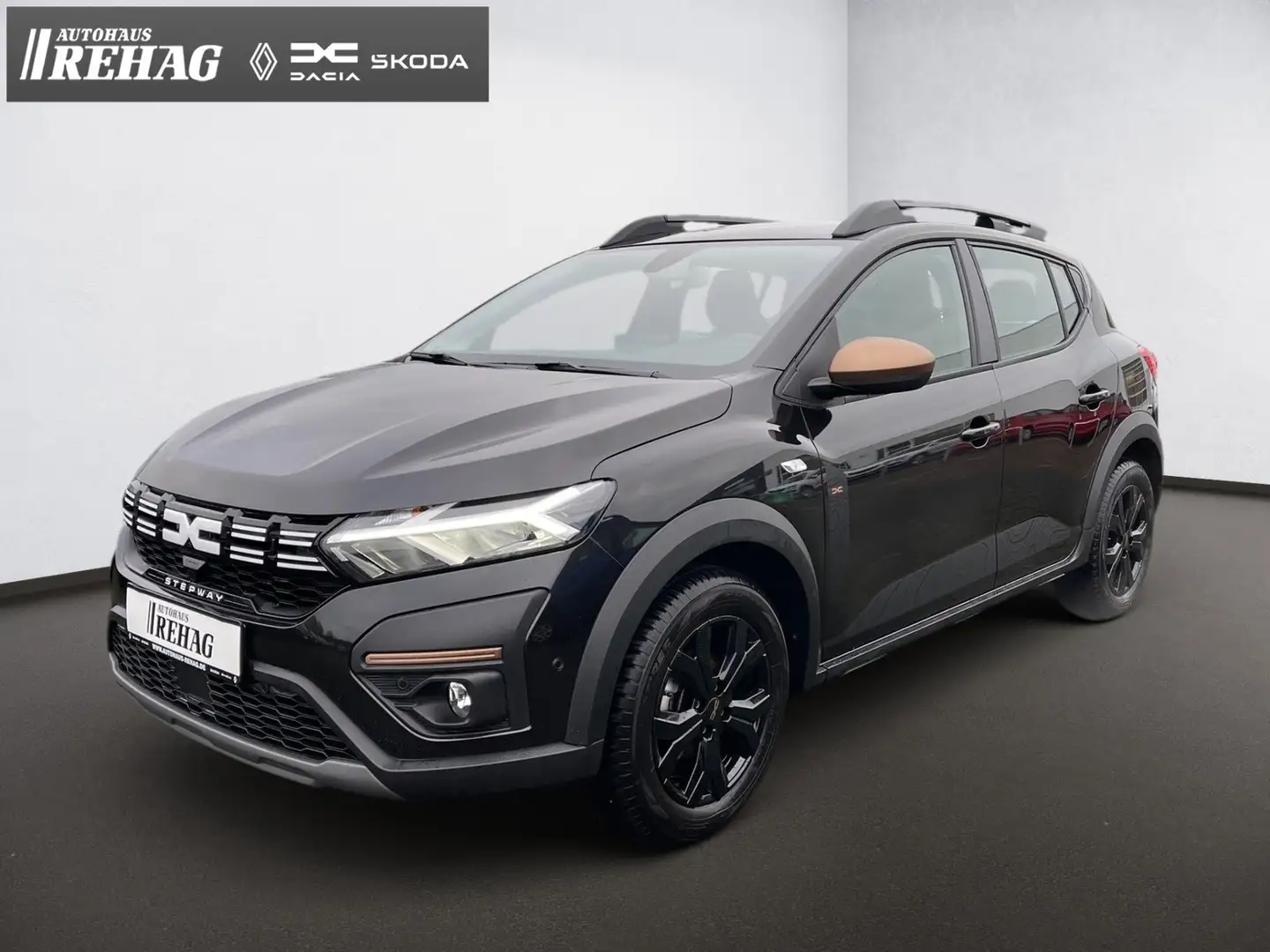 Dacia Sandero Stepway Extreme+ TCe110  *NAVI*KLIMA*SH* Zwart - 2