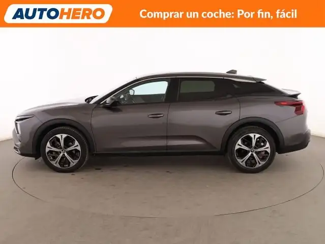 Citroen C5 X view 3
