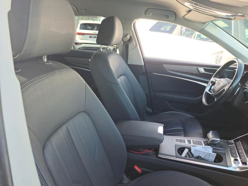Audi A6 Avant 40 TDI quattro Aut. Navi SHZ Leder AHK — photo 5