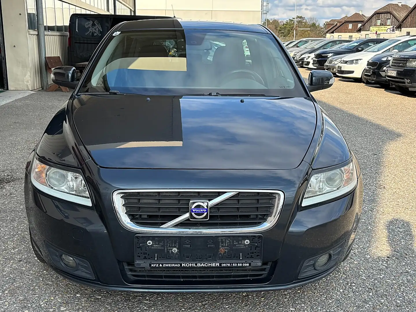 Volvo V50 1.6 D Drive Momentum Grau - 2