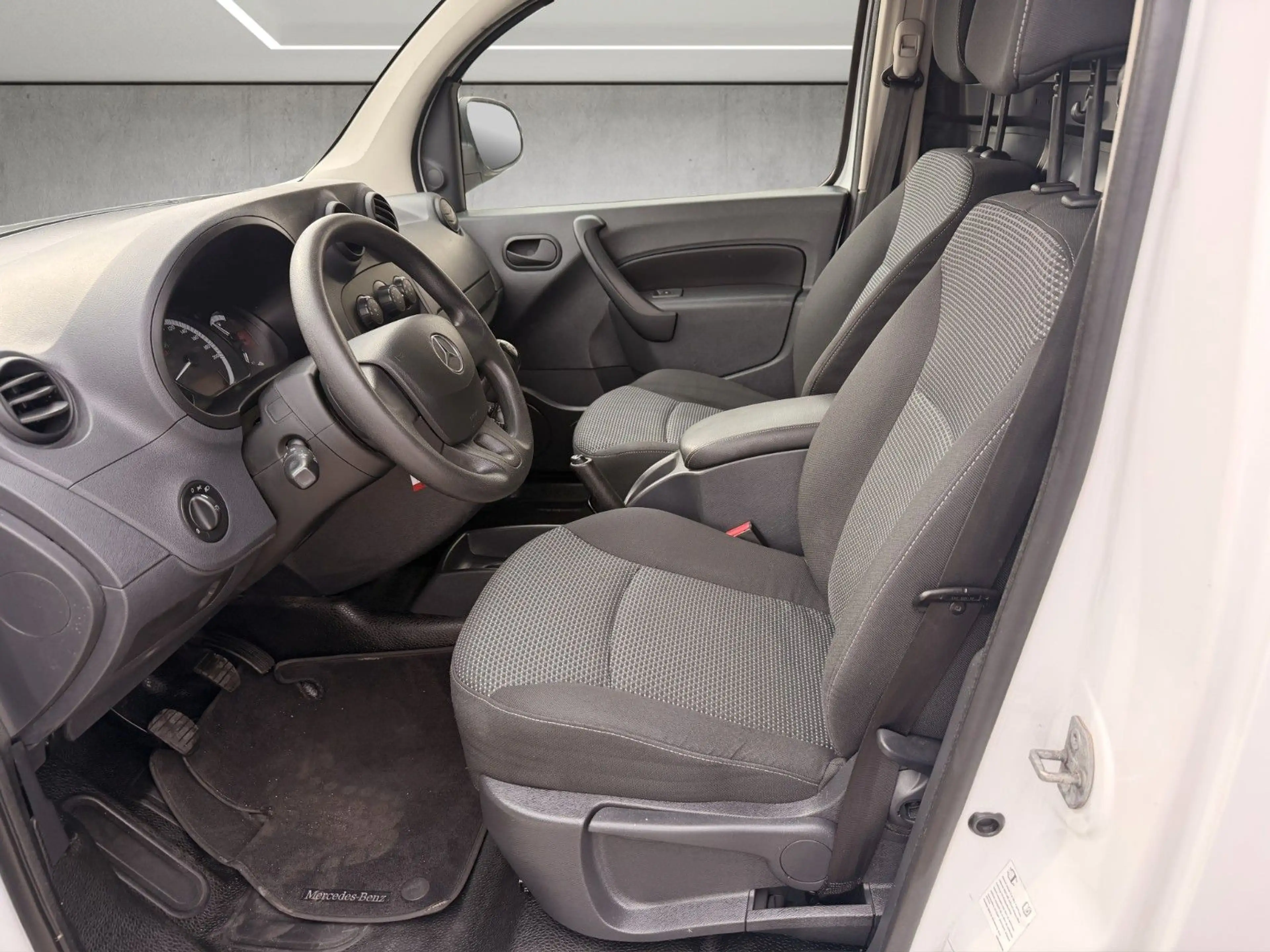 Mercedes-Benz Citan 109 CDI lang*2.Hand*Klimaanalge*Kamera — photo 5