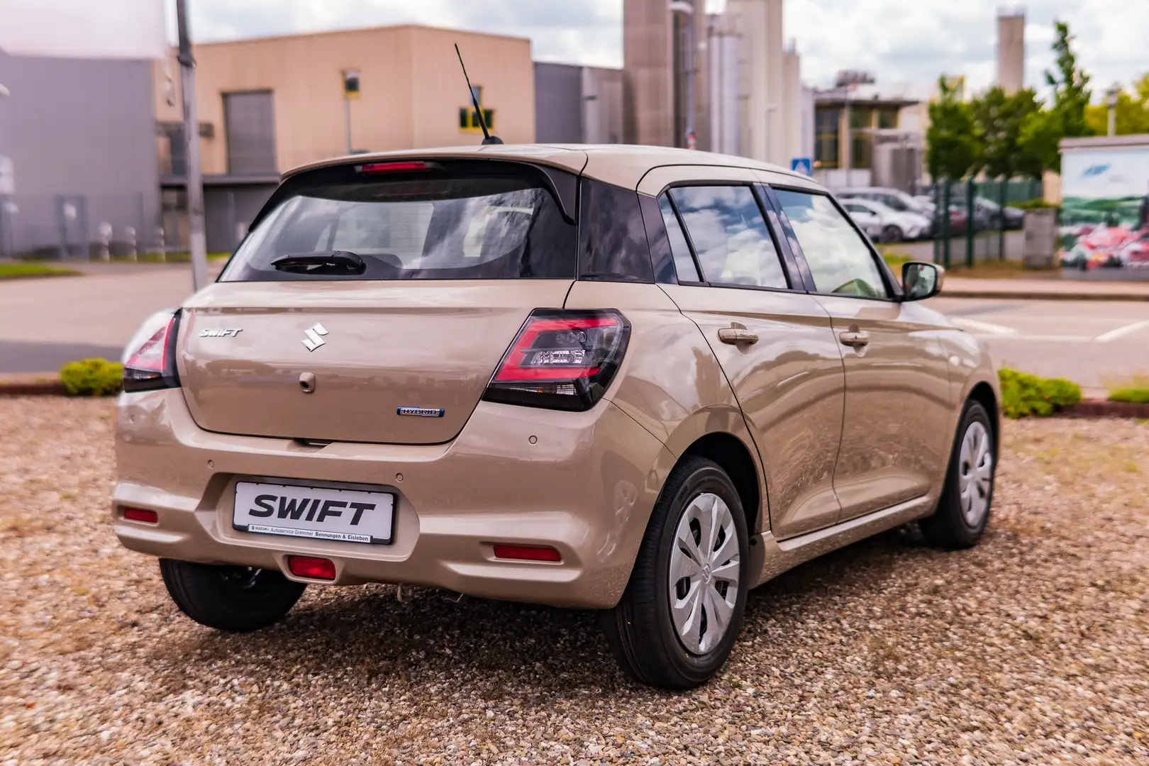 Suzuki Swift 1.2 Hybrid Allgrip MT Club Beige - 2