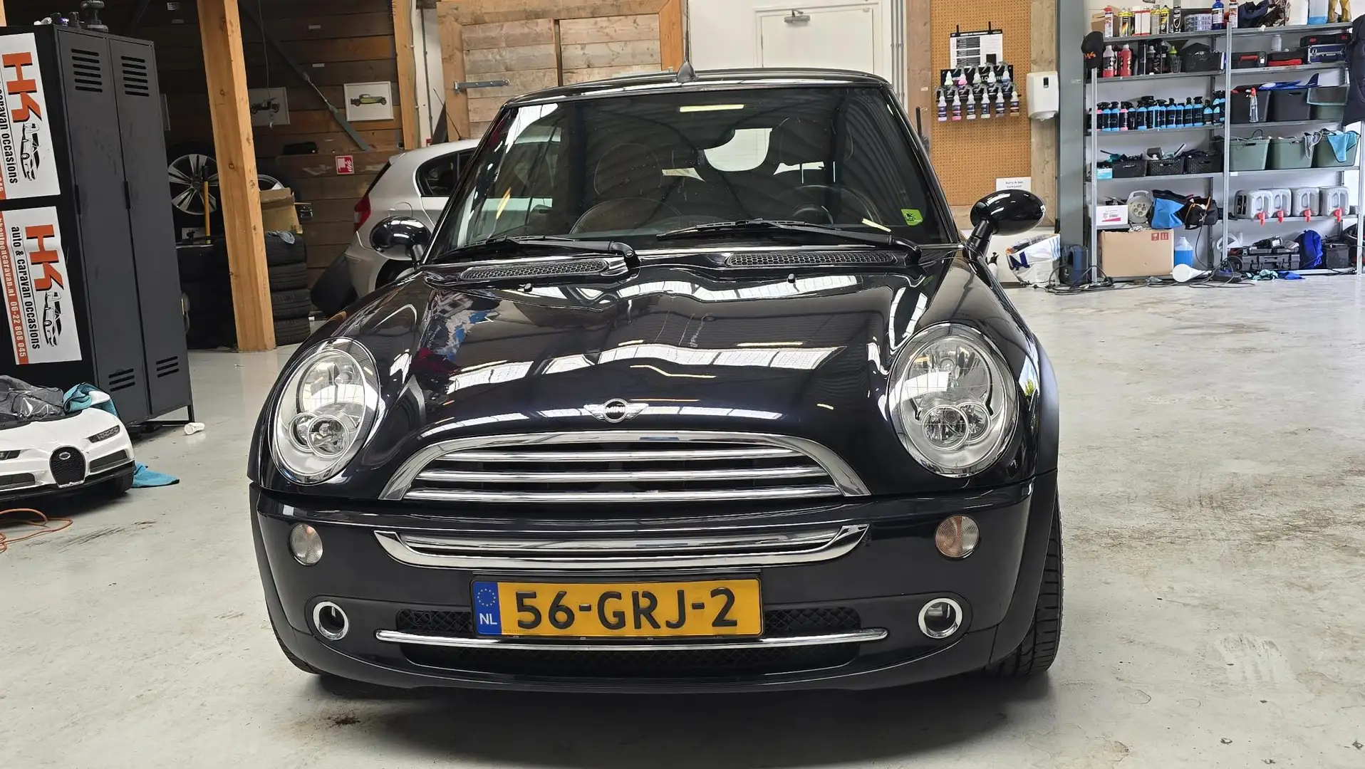 MINI Cooper Cabrio Mini 1.6 Sidewalk Airco, LEDER, 17" LMV, Stoelverw Negro - 2