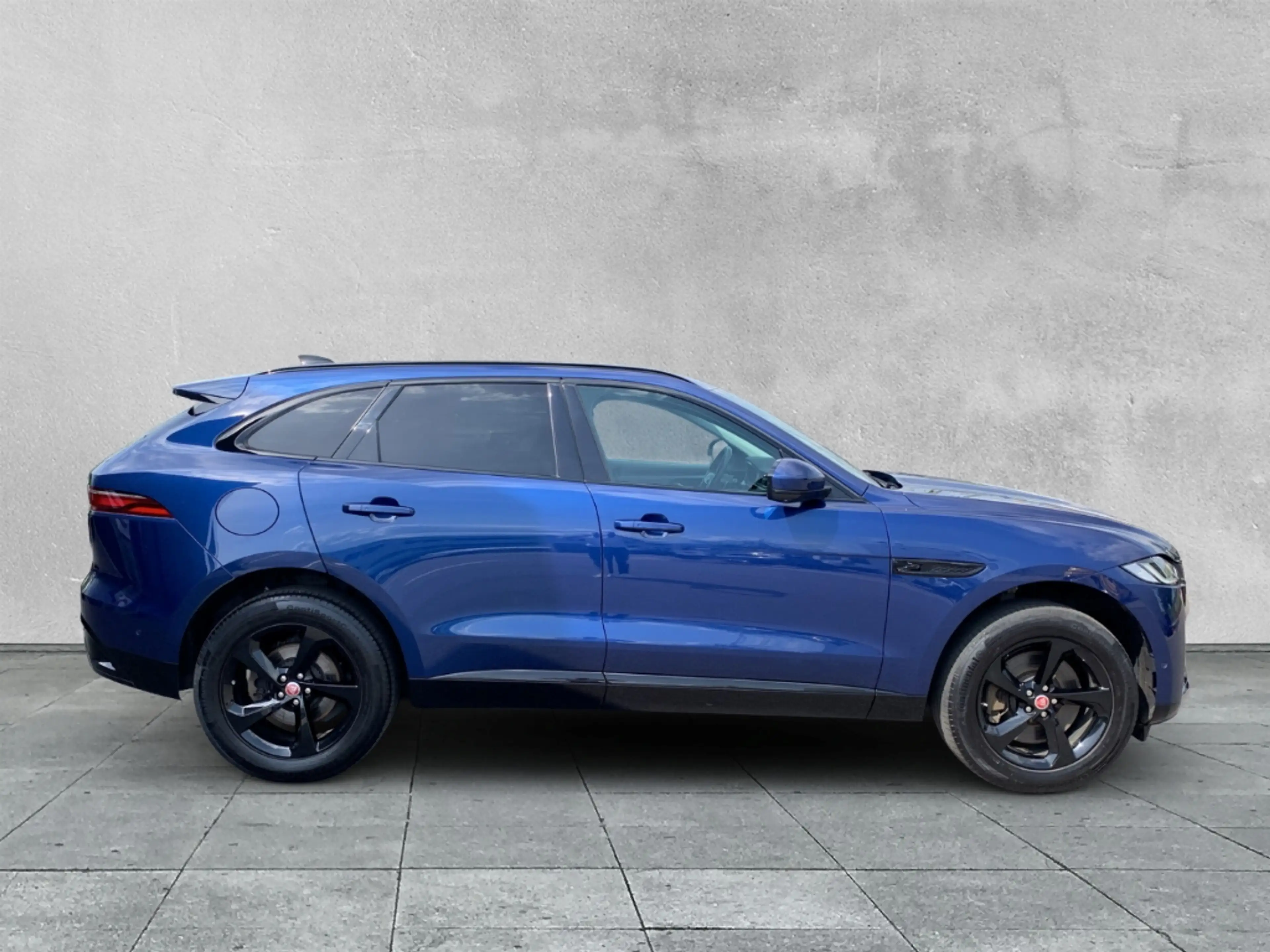 Jaguar F-Pace D300 AWD SE PIXEL-LED+HUD+SHZG — photo 6