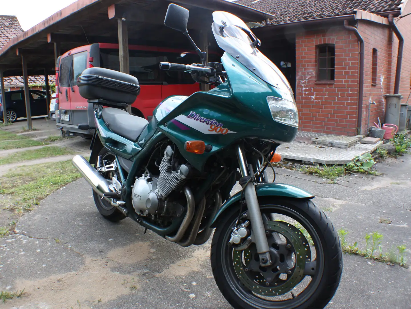 Yamaha XJ 900 4KM Diversion Verde - 2
