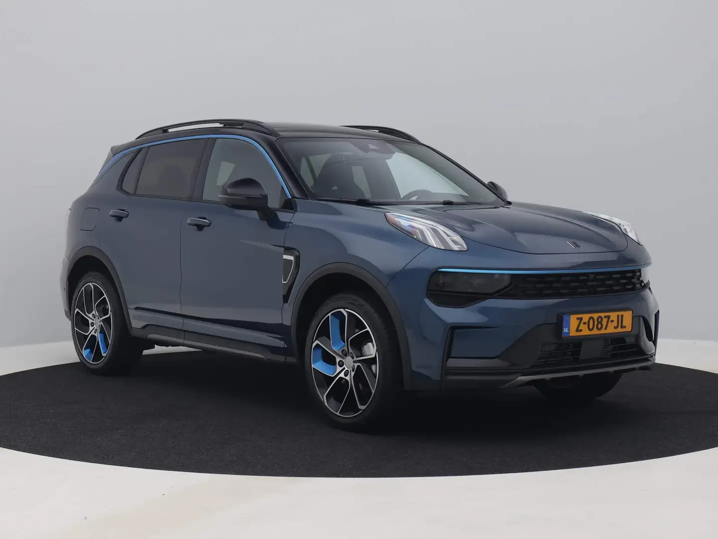 Lynk & Co 01 NIEUW | 1.5 Plug-in Hybrid | 360° | ZWARTE HEMEL | plava - 2