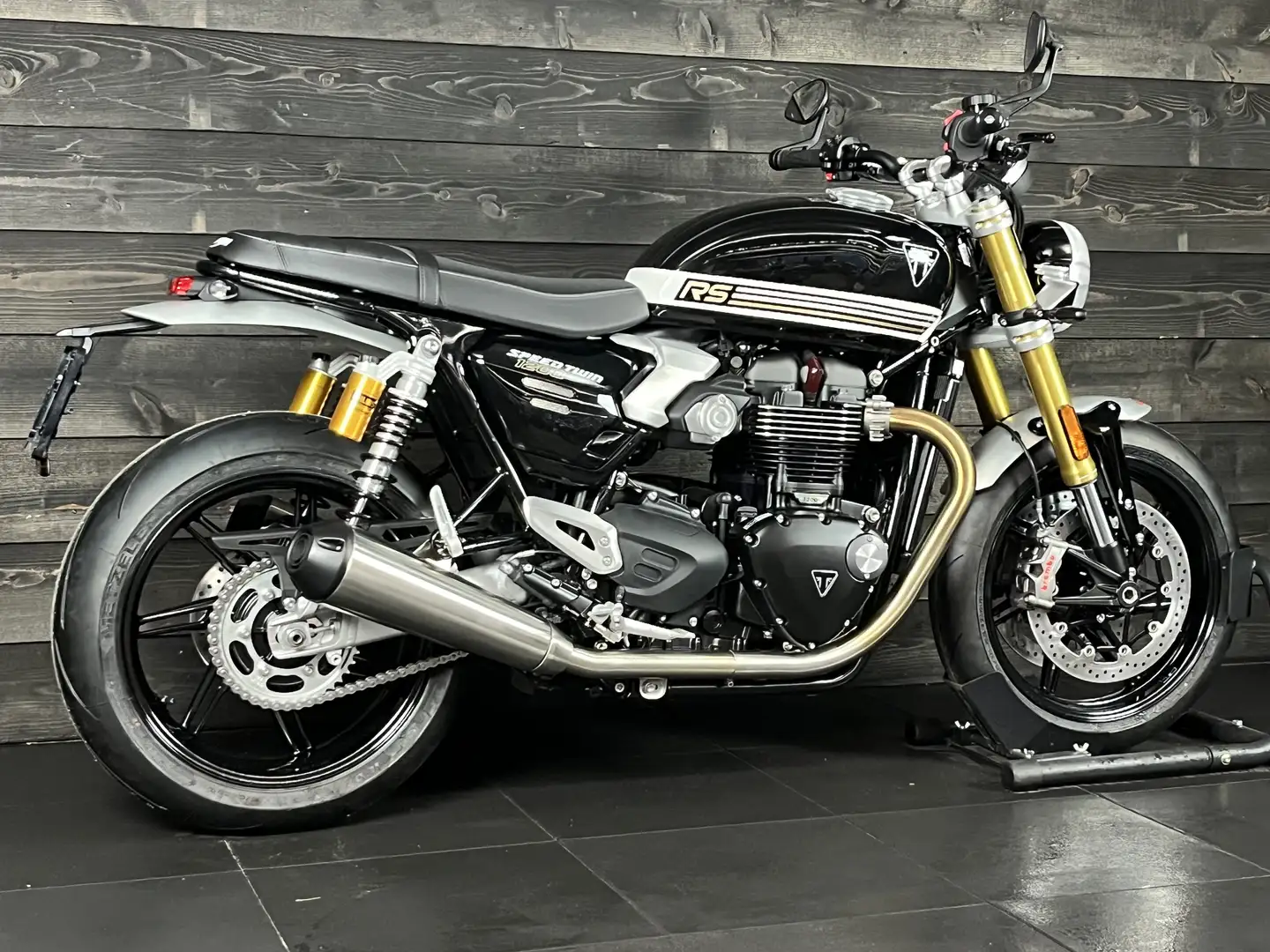 Triumph Speed Twin 1200 RS SAPPHIRE BLACK Negru - 2