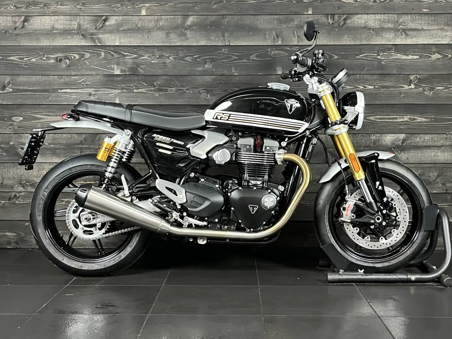 Triumph Speed Twin 1200 RS SAPPHIRE BLACK Negru - 1