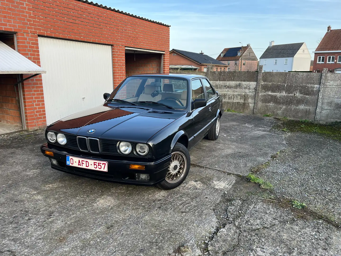 BMW 316 316i Чорний - 1