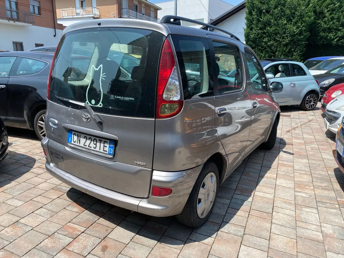 Toyota Yaris Yaris Verso Verso 1.3 Sol my03 Grigio - 2