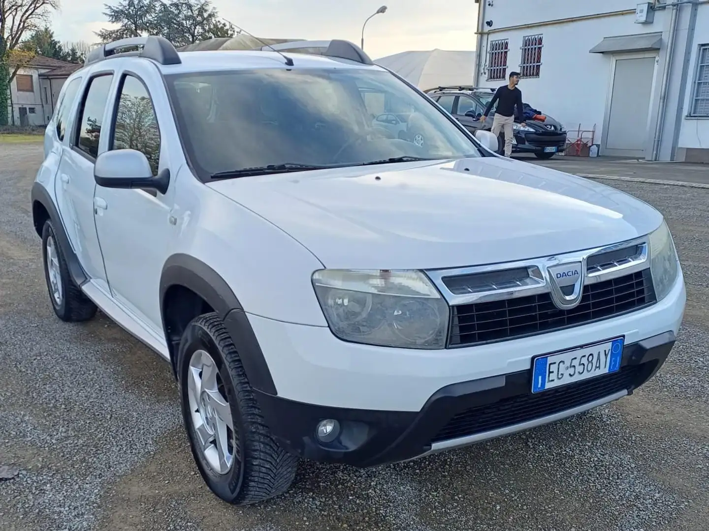 Dacia Duster Duster I 2010 1.5 dci Laureate 4x4 110cv Weiß - 1