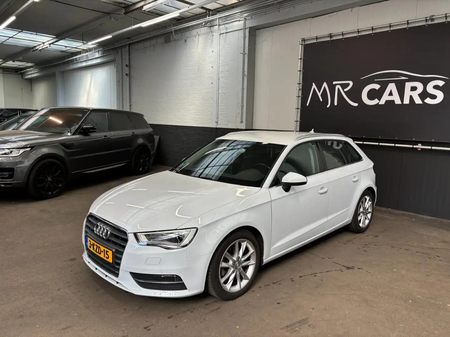 Audi A3 Sportback 1.4 TFSI Ambition Pro Line plus Dsg Blanc - 2