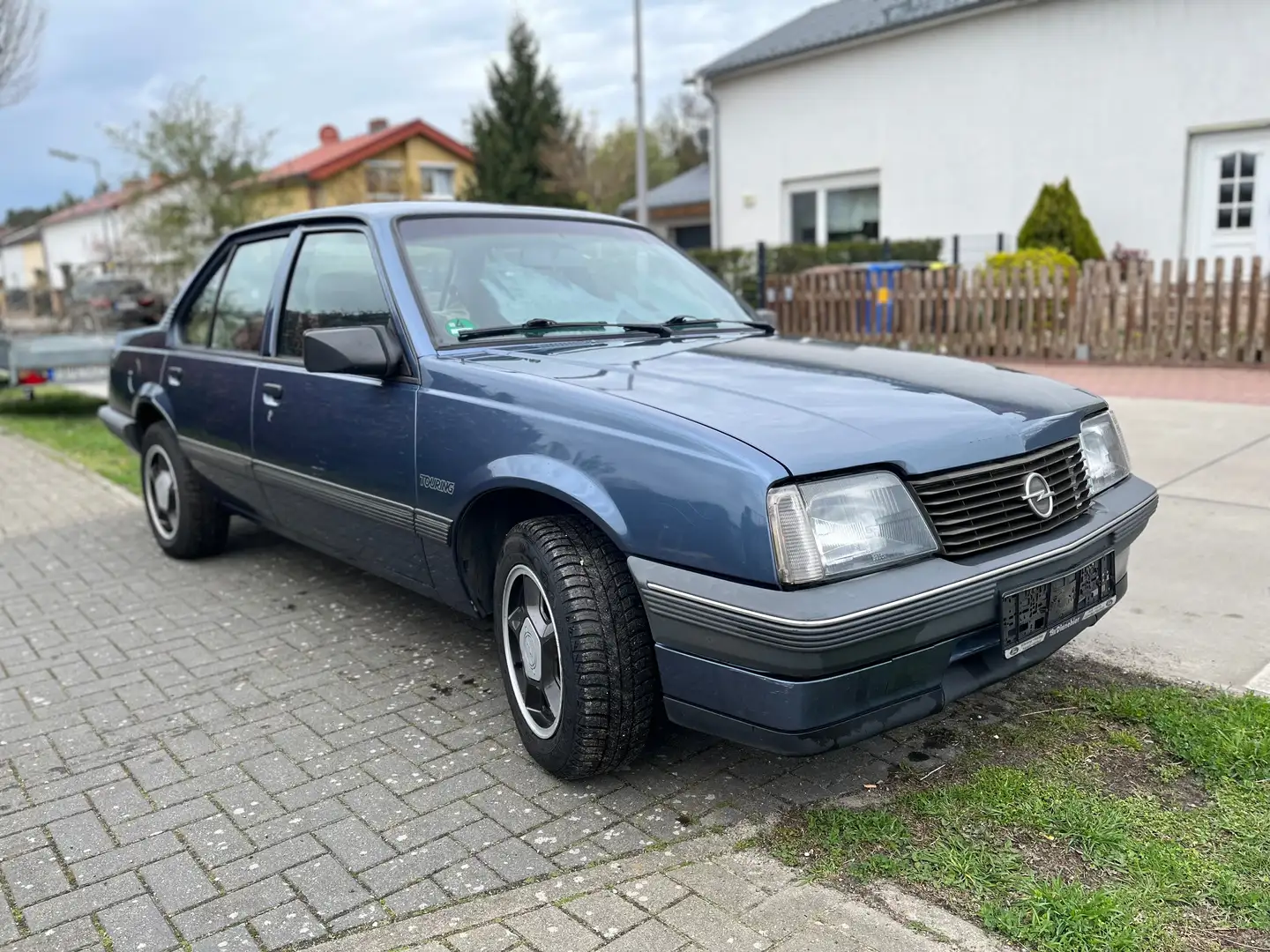Opel Ascona Ascona cTouring Blau - 2
