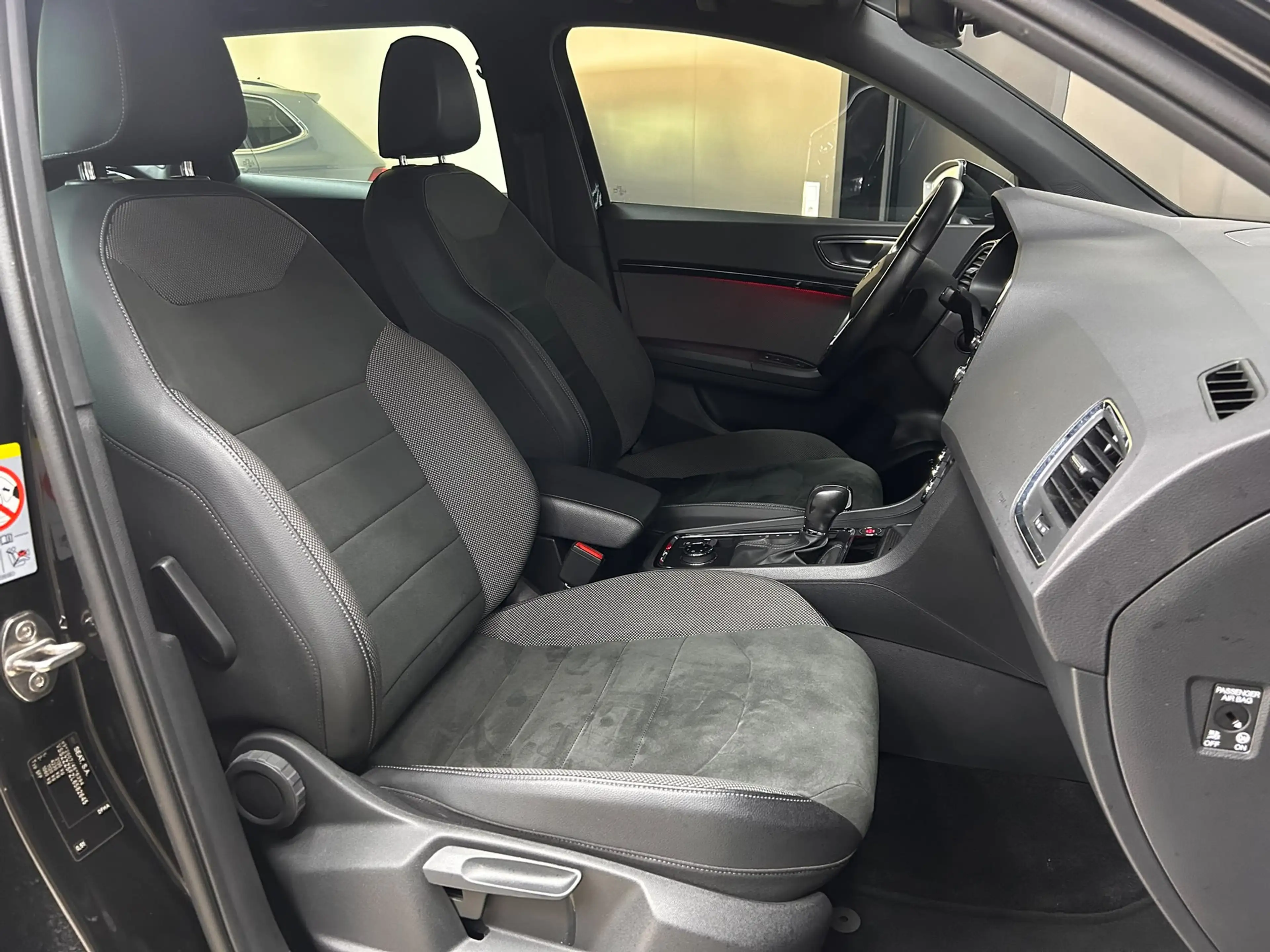 SEAT Ateca Xcellence 4Drive LED+PANO+SHZ+ACC+360°+AHK — photo 9