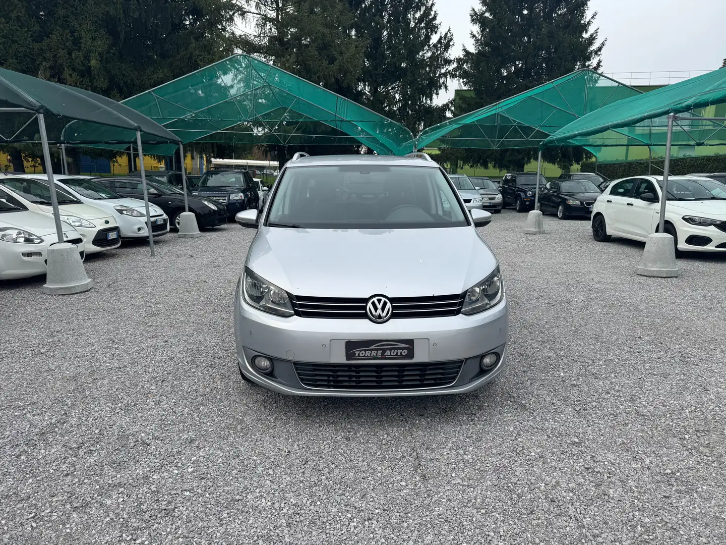Volkswagen Touran Touran II 2010 1.6 tdi DSG Comfortline Argento - 2