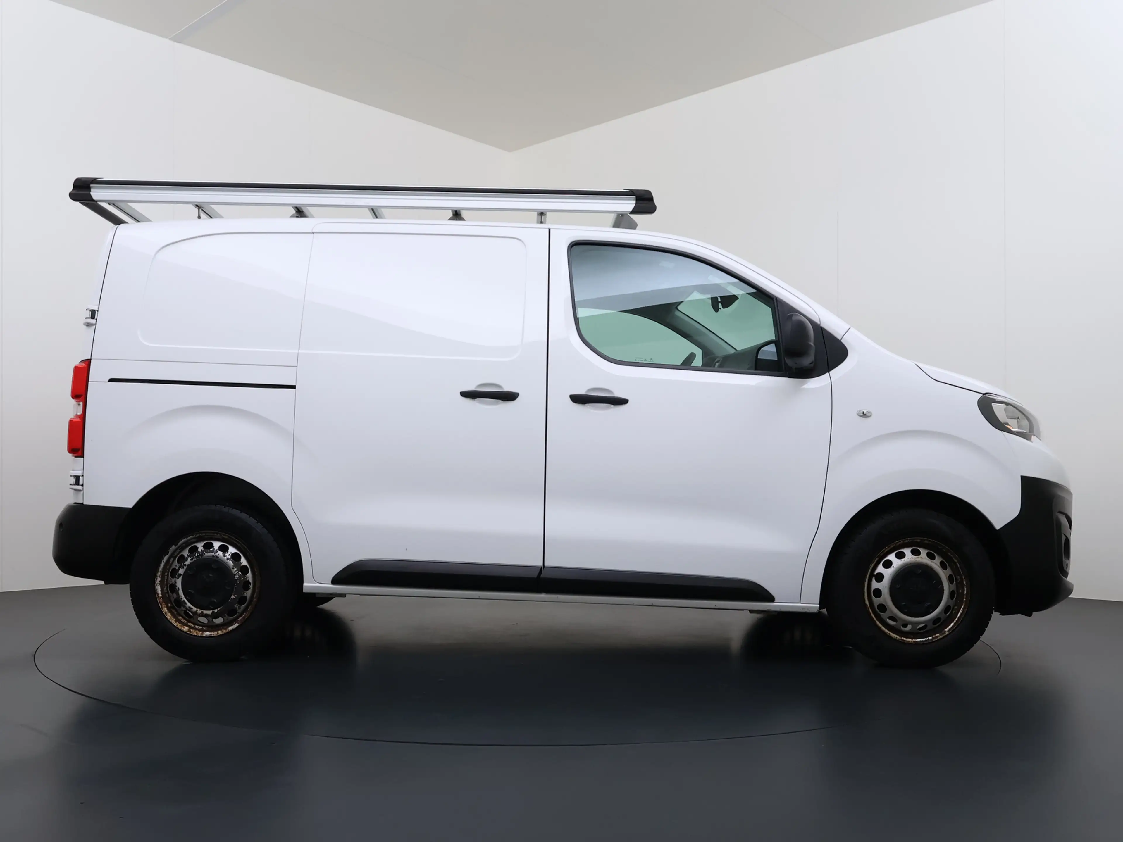 Peugeot Expert 2.0HDI 123PK Imperiaal 3-Persoons Trekhaak Airco A — photo 32
