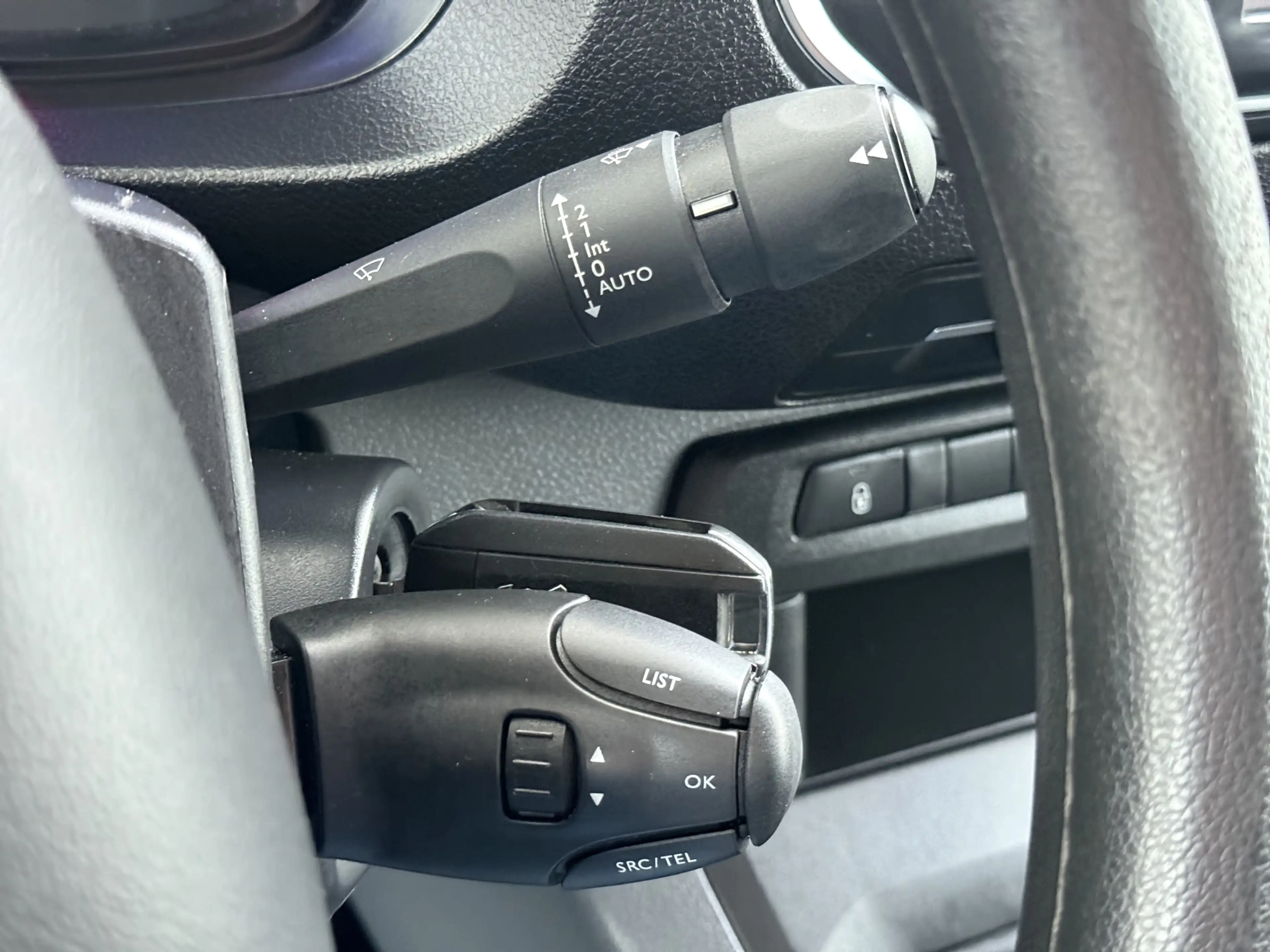 Peugeot Expert 2.0HDI 123PK Imperiaal 3-Persoons Trekhaak Airco A — photo 26