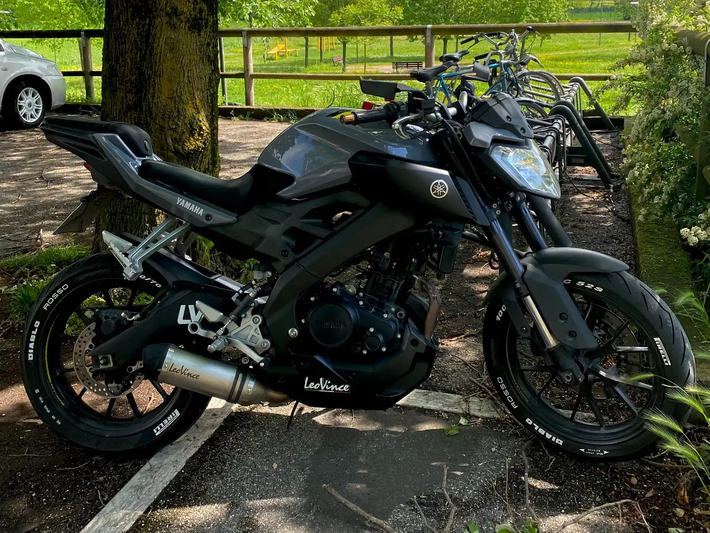 Yamaha MT-125 ABS Grigio - 1