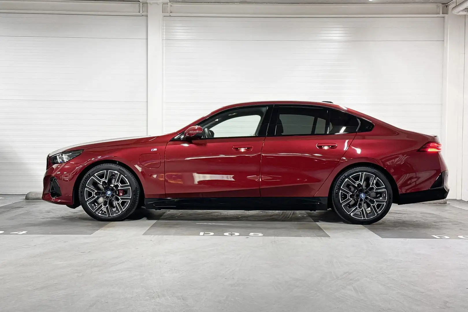 BMW 530 5 Serie Sedan 530e | M- Sport Pro | Travel Pack | Rosso - 2