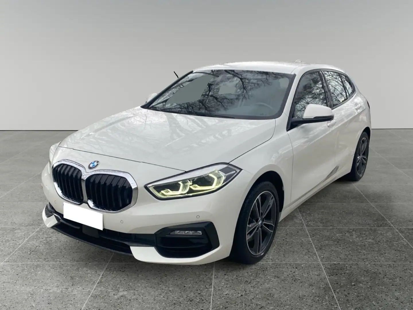 BMW 118 118i Sport auto Weiß - 1