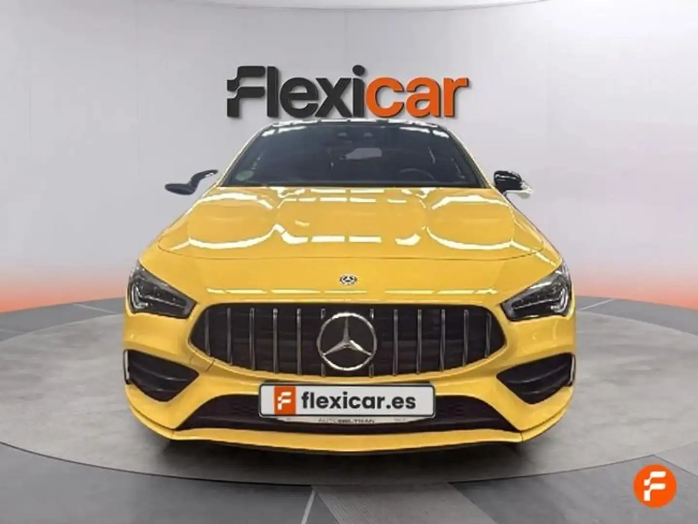 Mercedes-Benz CLA 250 Shooting Brake 4Matic 7G-DCT Amarillo - 2