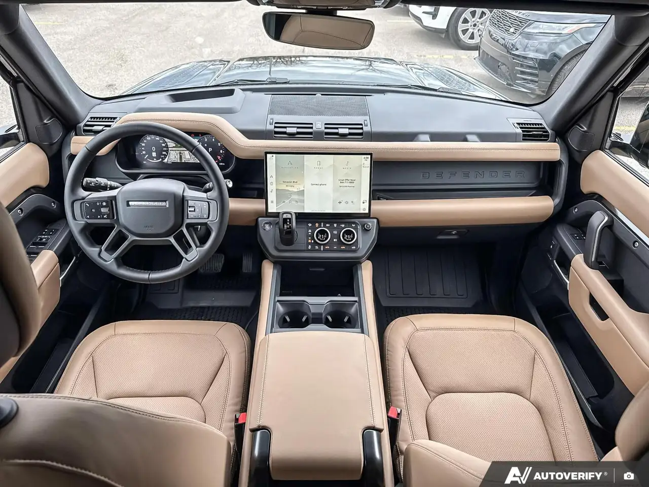 Land Rover Defender снимка Land Rover Defender