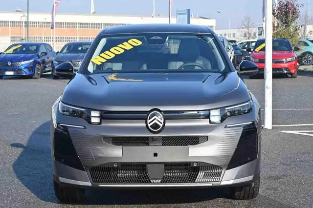 Citroen C5 Aircross view 2