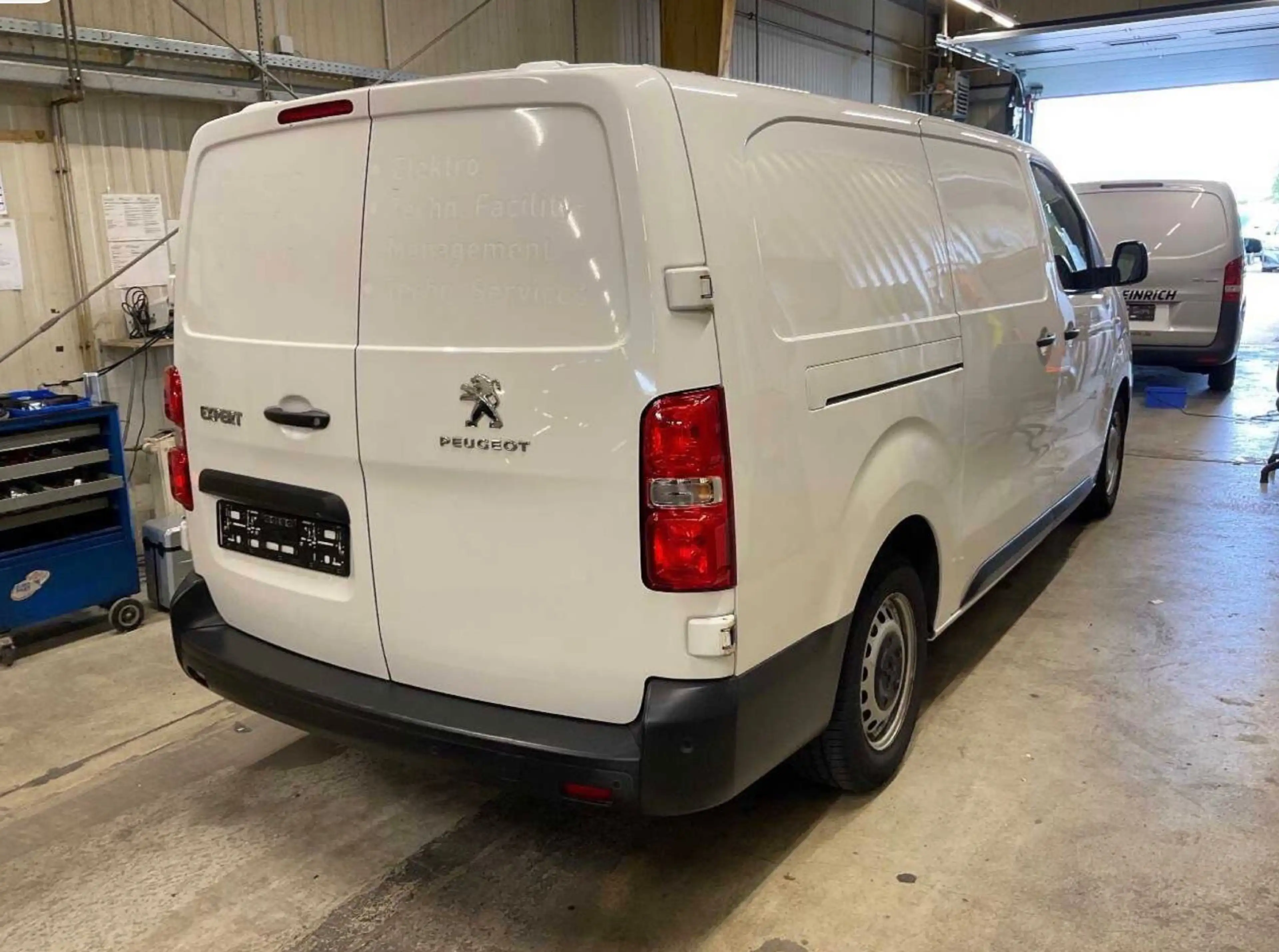Peugeot Expert Premium L3 Kasten BOTT REGALE Klima — photo 4