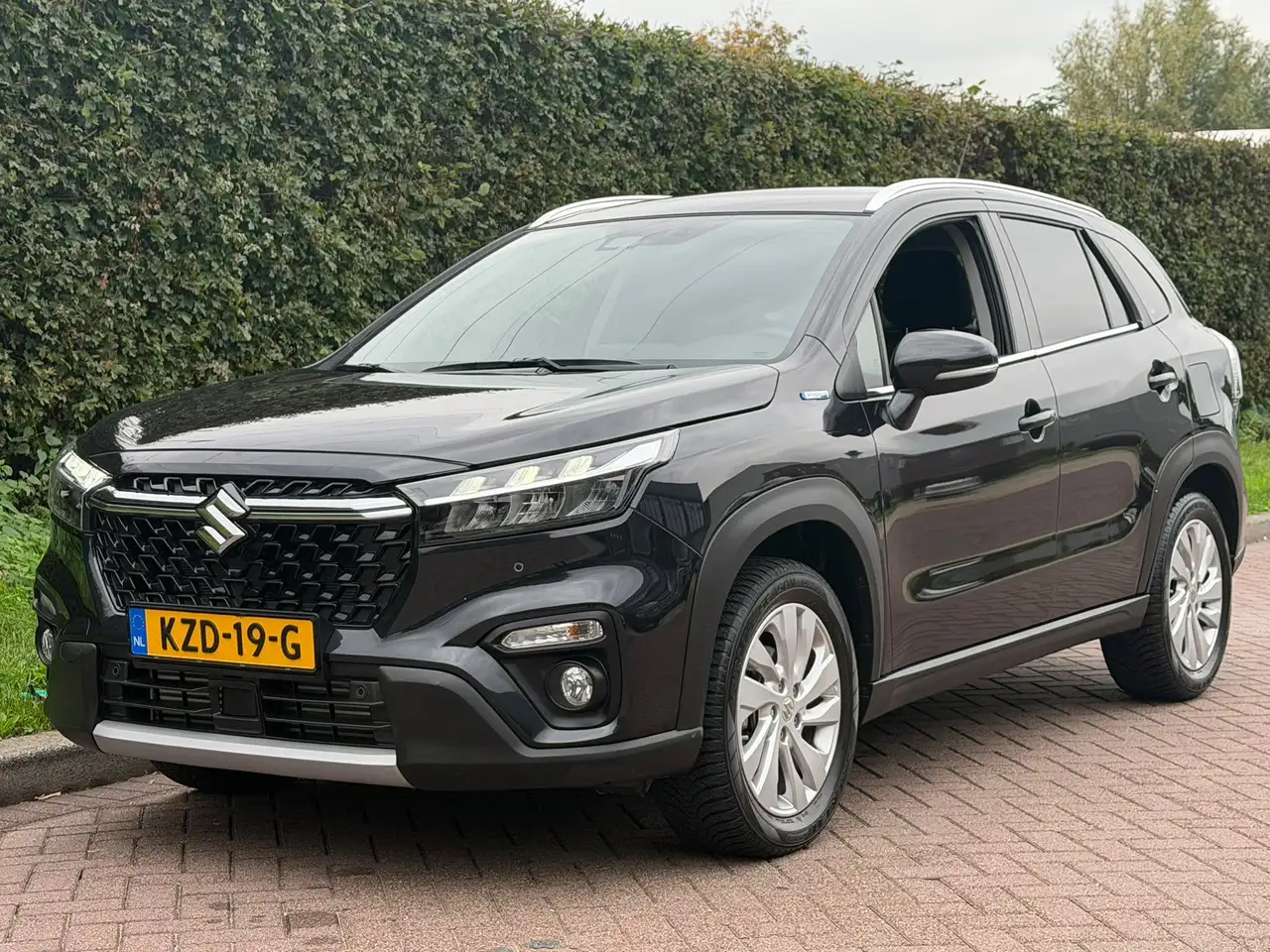 Suzuki S-Cross