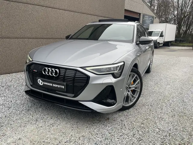 Audi e-tron 55 Sportrback Quattro S line GARANTIE