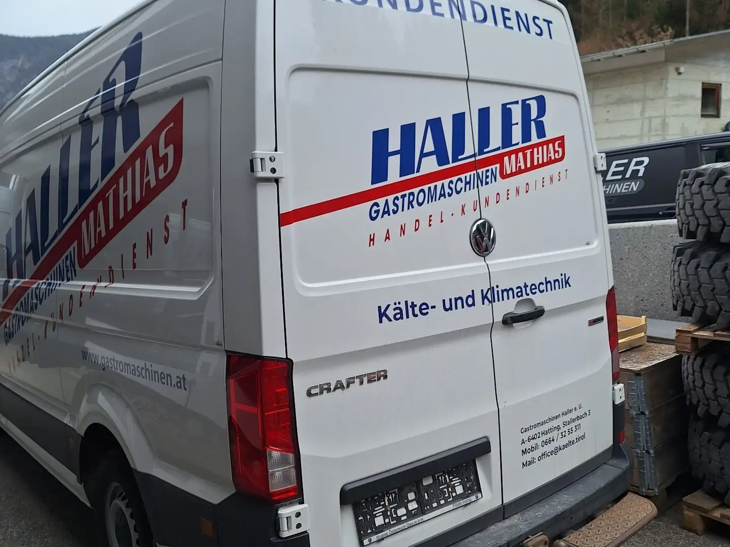Volkswagen Crafter - 2