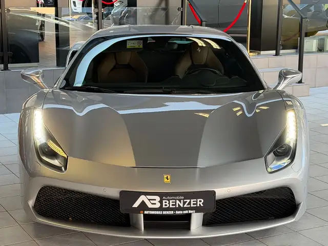 Ferrari 488 GTB Coupé DCT/SCUDERIA/KAMERA/