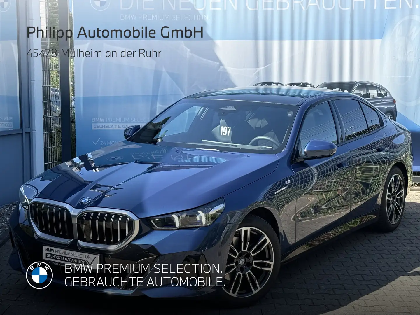 BMW 520 i M Sport PANO Sitzklima StHzg h&k DA+ PA+ Blau - 2