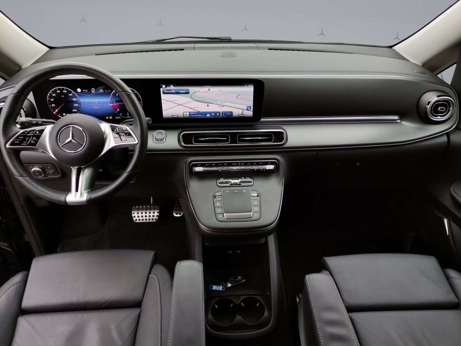Mercedes-Benz V 250