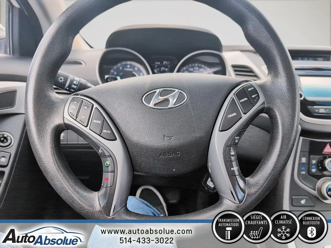 Hyundai ELANTRA снимка Hyundai ELANTRA
