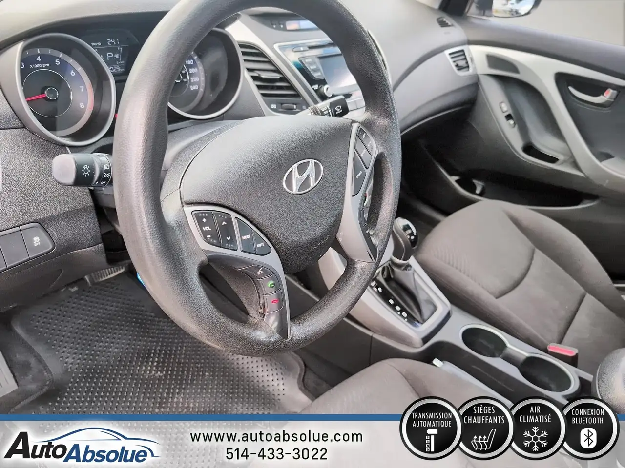 Hyundai ELANTRA снимка Hyundai ELANTRA