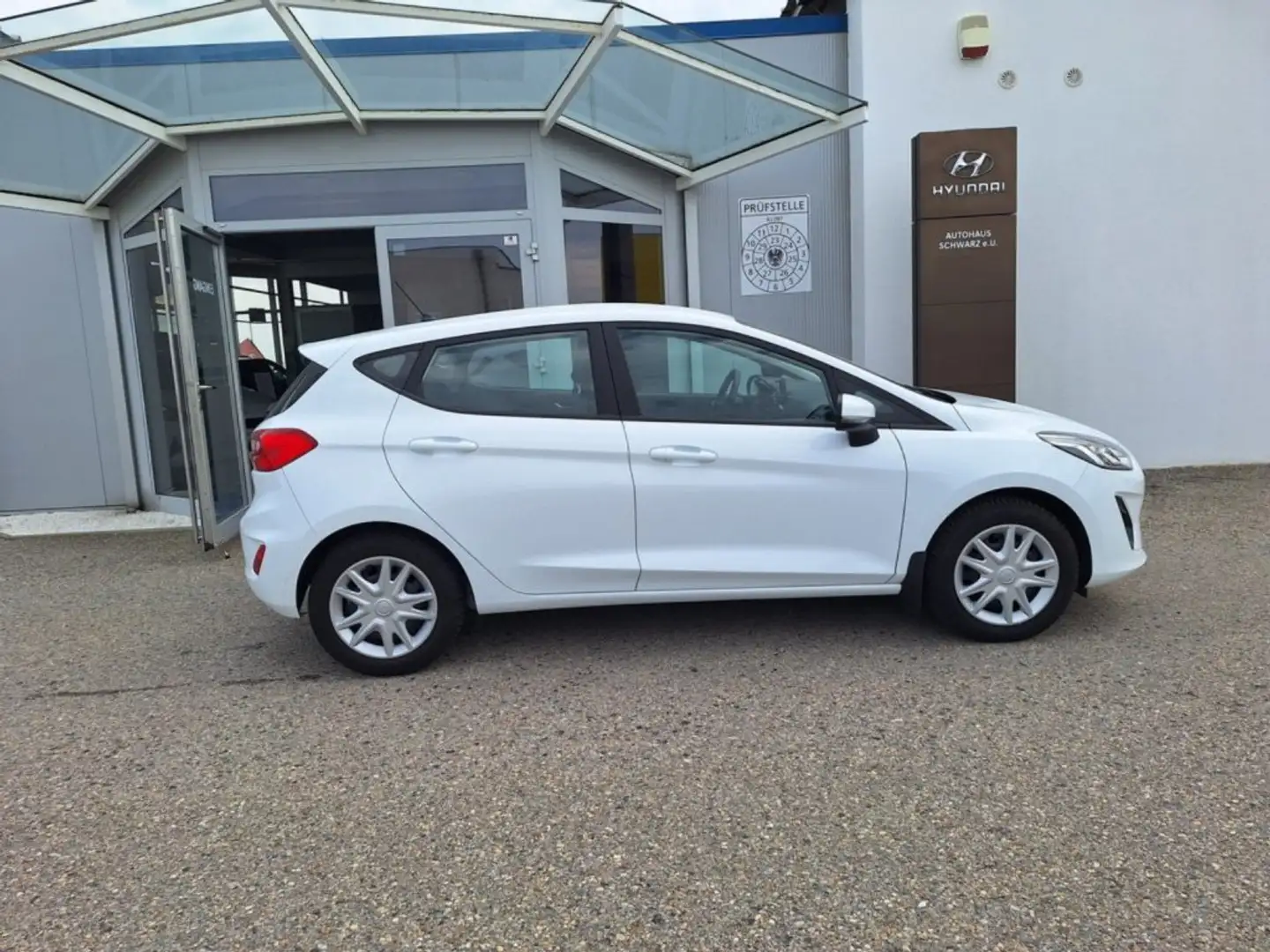 Ford Fiesta Trend 1,1 Start/Stop Blanc - 2
