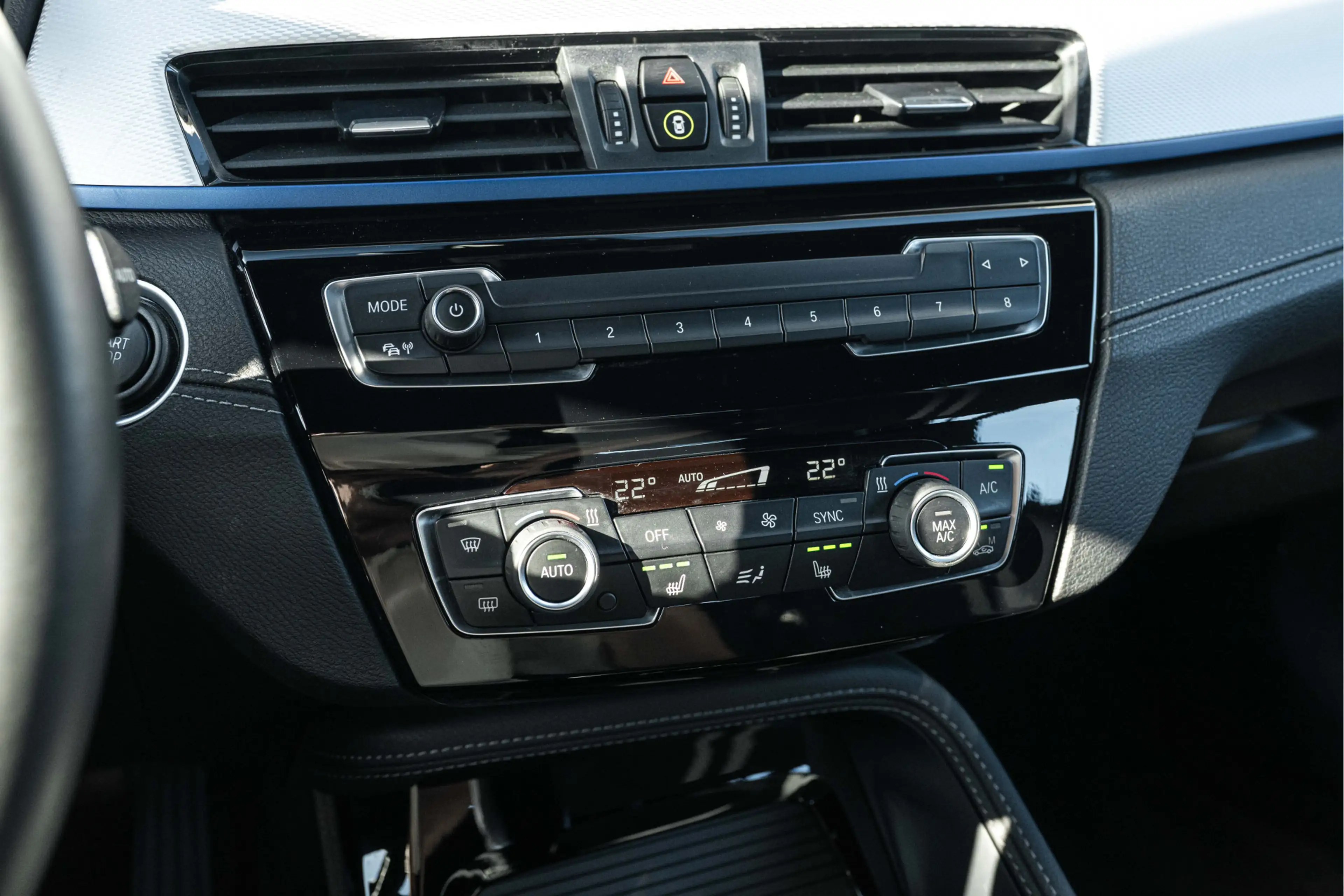 BMW X2 xDrive25e M Sport Automaat / Sportstoelen / Active — photo 12
