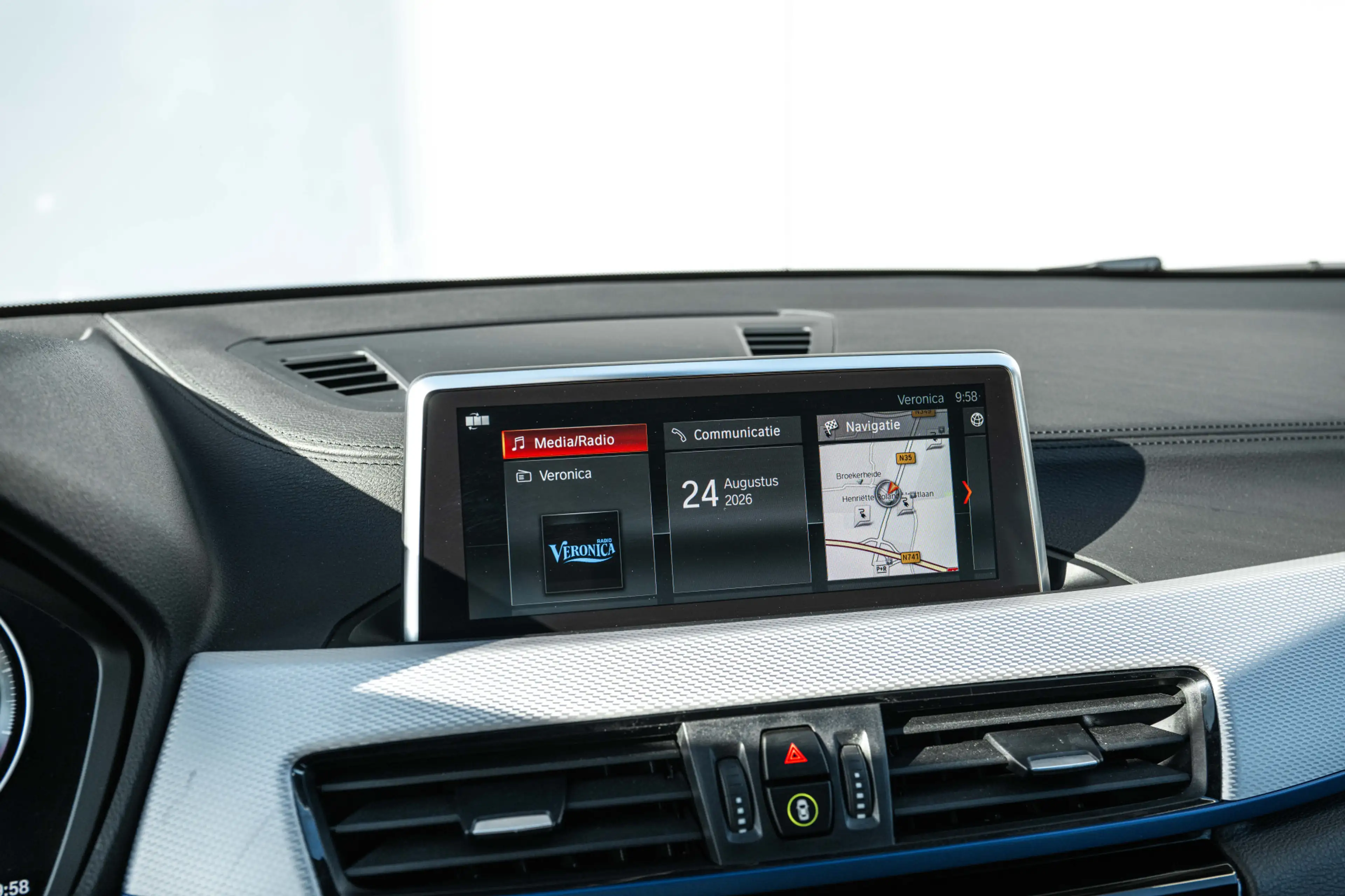 BMW X2 xDrive25e M Sport Automaat / Sportstoelen / Active — photo 11