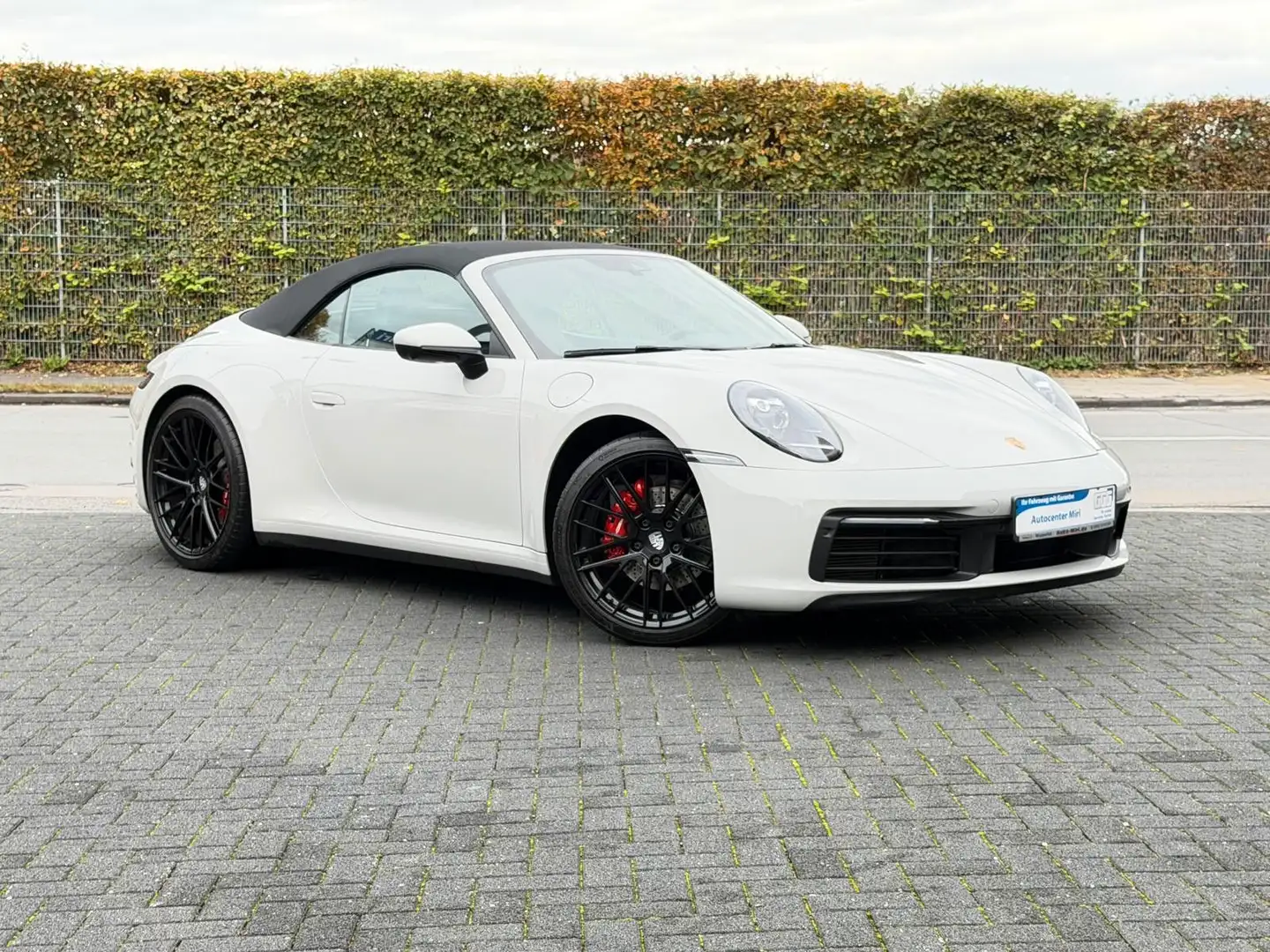 Porsche 992 Carrera Cabriolet Sport AGA-Chrono-360-LED- Grau - 1