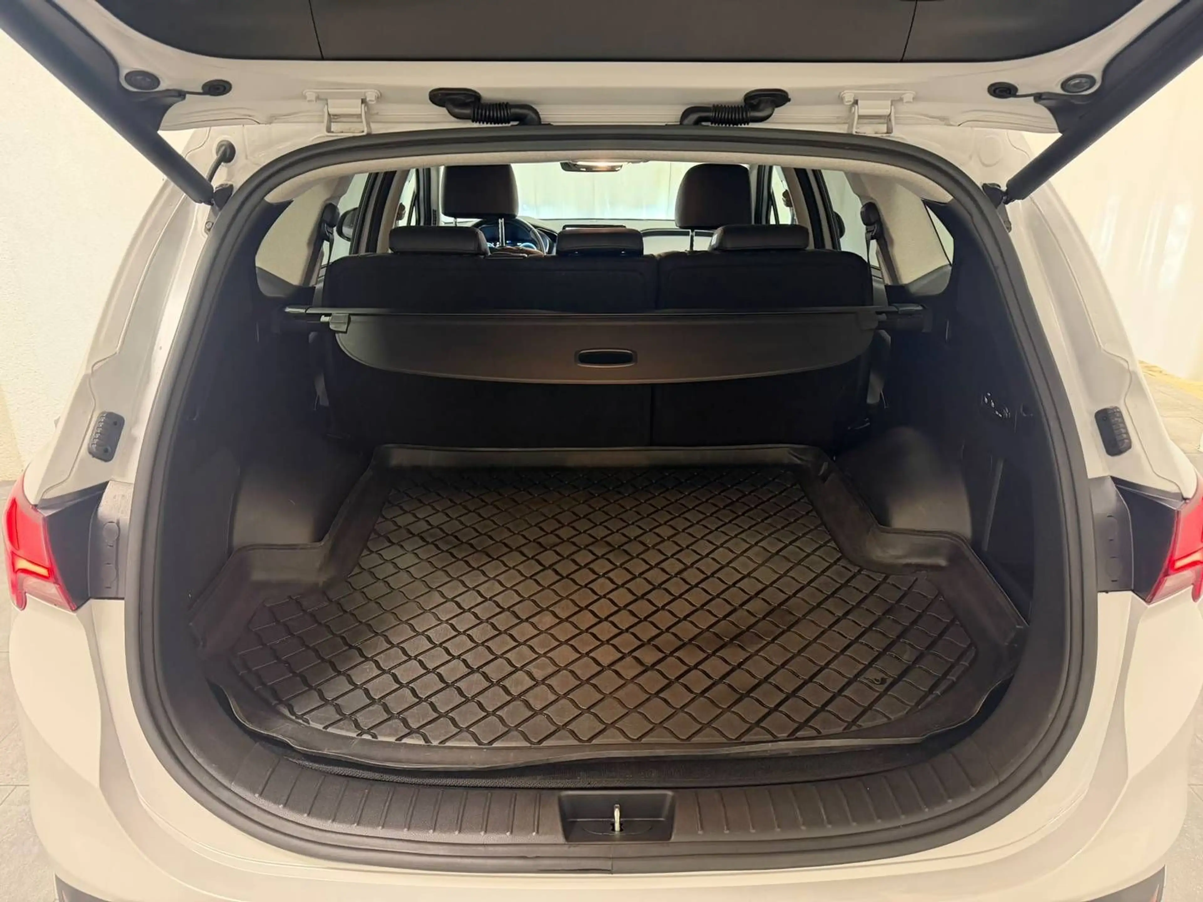 Hyundai SANTA FE Prime|4WD|Navi|HUD|LED — photo 6