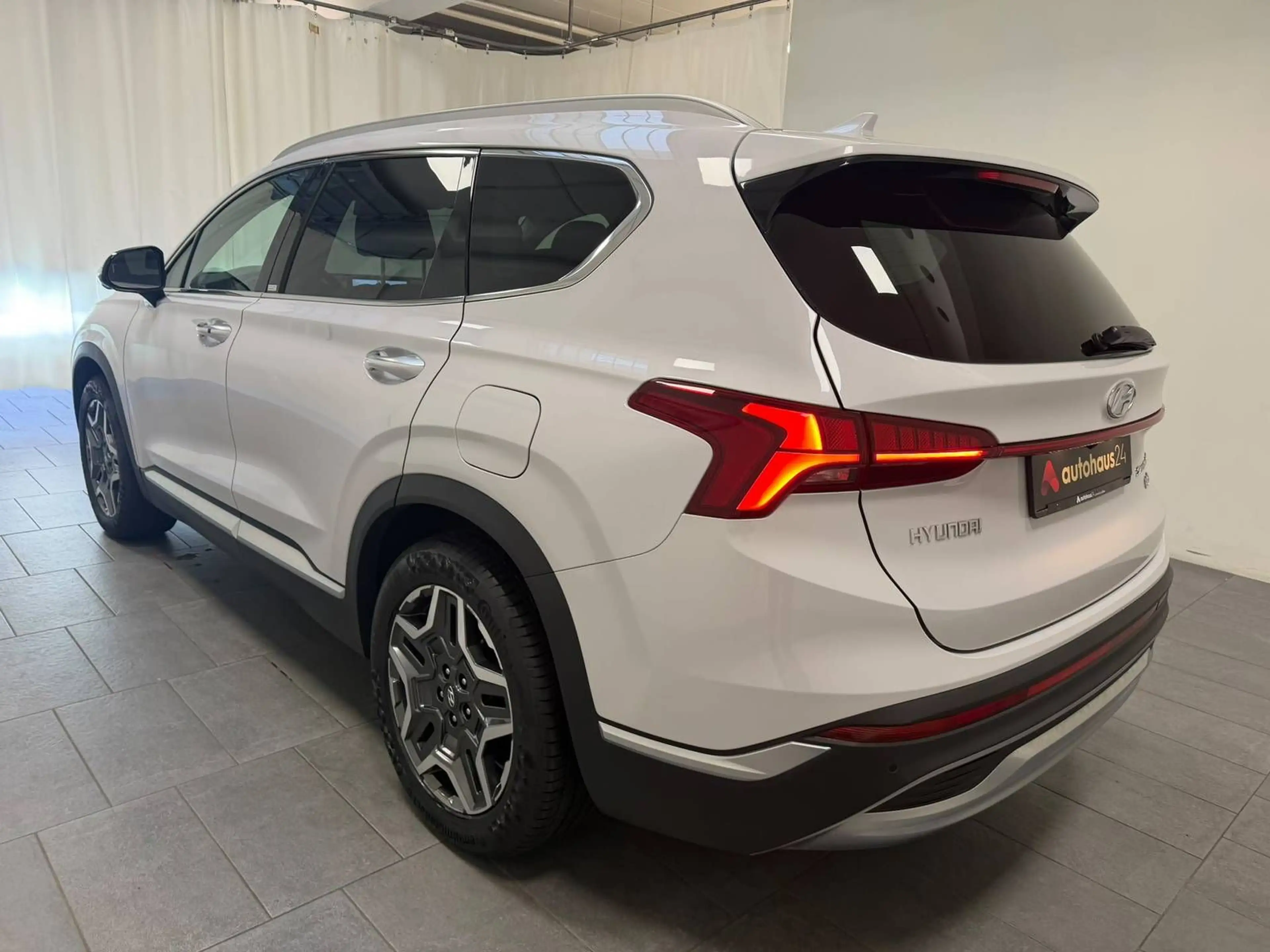 Hyundai SANTA FE Prime|4WD|Navi|HUD|LED — photo 4