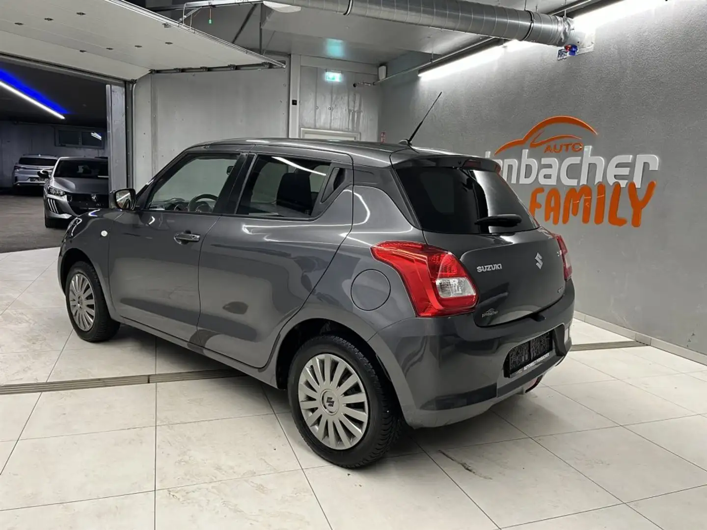 Suzuki Swift 1.2 DJ ALLGRIP shine Grau - 2