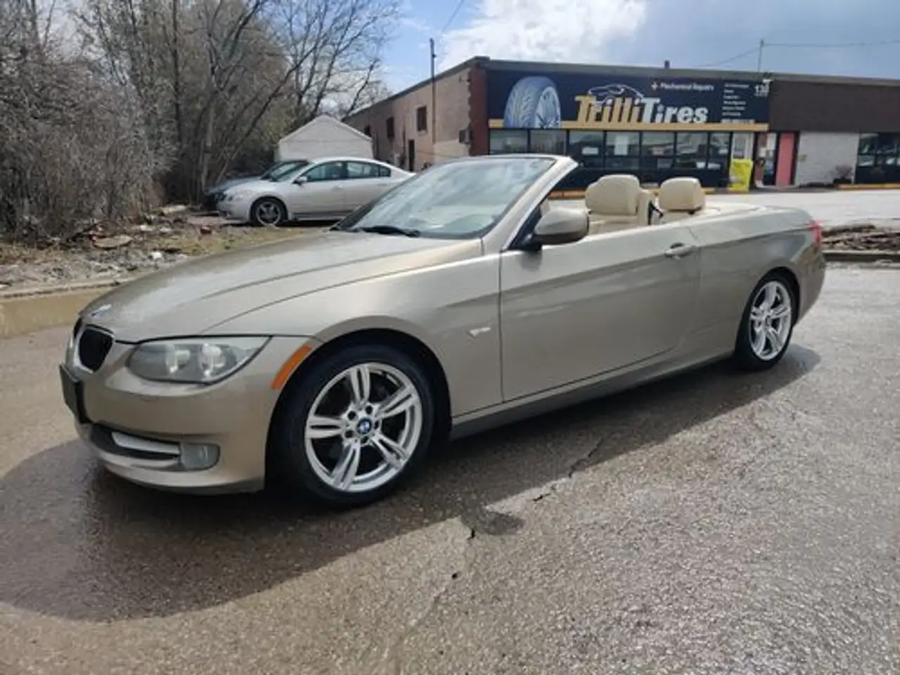2011 BMW 3 Series